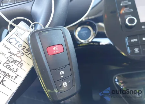 2022 Toyota Prius Xle Awd-E z USA, uszkodzony, nr VIN JTDL9MFU1N3033678